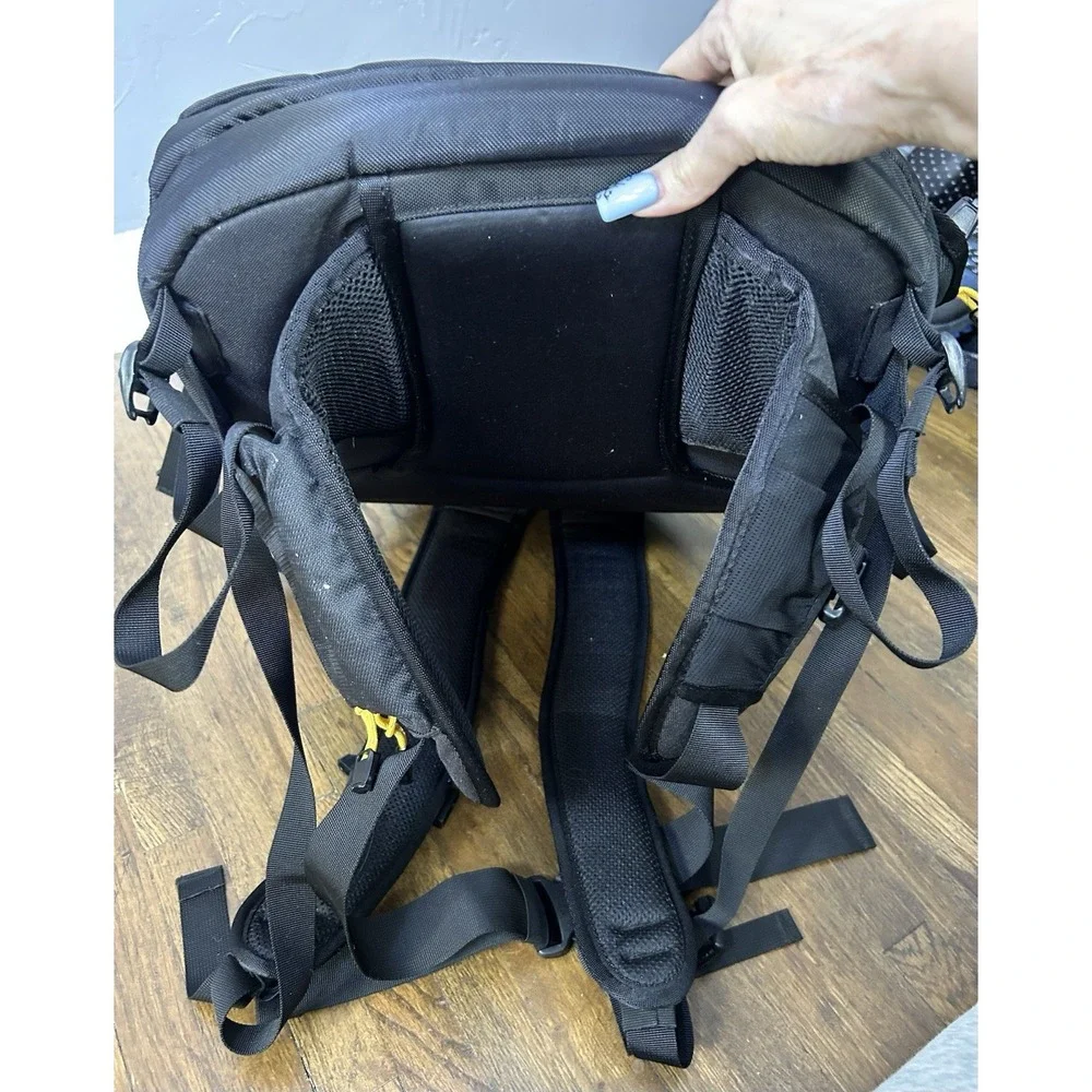Mountainsmith borealis camera
